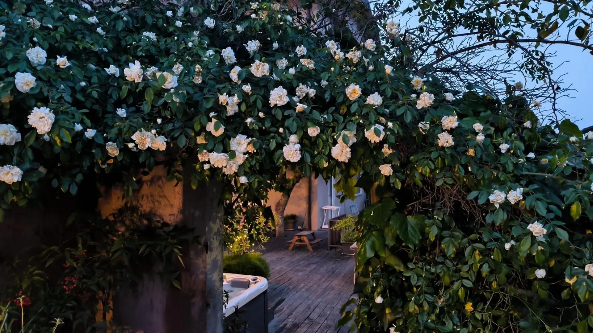 Villa Maria Apartments Moniga del Garda Italy
